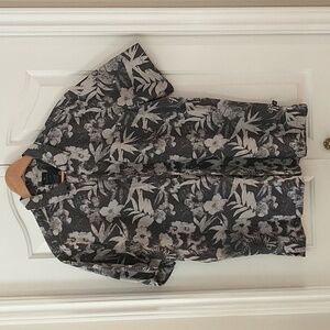 RIPZONE Aloha Inspired Blk/Gray Floral Cotton Short Sleeve Button Down Shirt XL